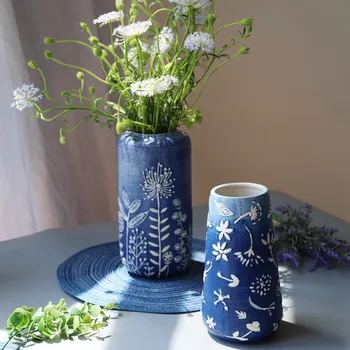 Китайский стиль, бело-голубая фарфоровая ваза, керамическая ваза, цветочная композиция, декоративные украшения, домашняя рельефная ваза, цветочный аппарат